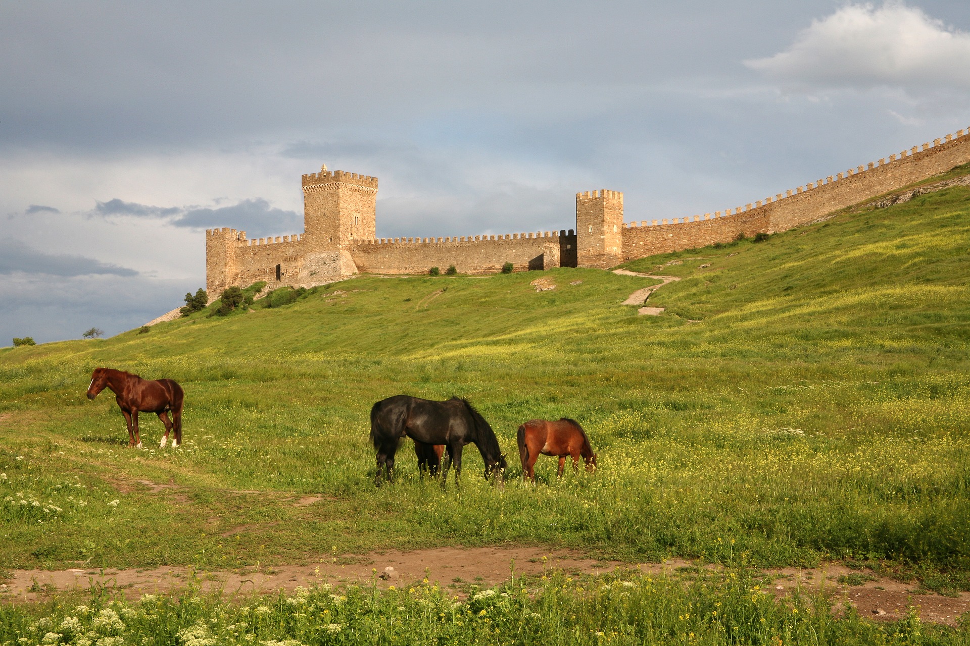 Крепость на восточном побережье Крыма